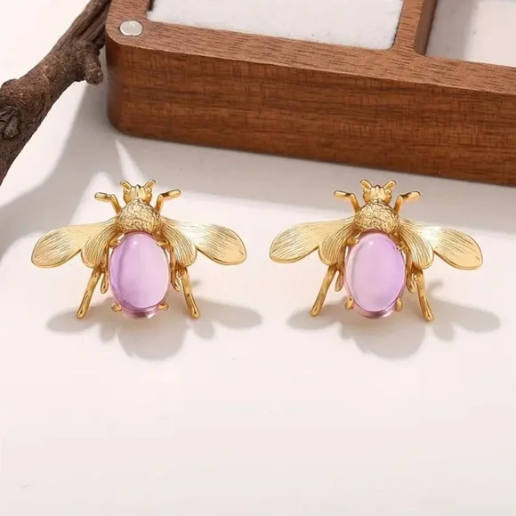 Vintage Boho Bee Stud Earrings. 925 Silver ear needle. Christmas Gift 🎁 Unique - Picture 1 of 3